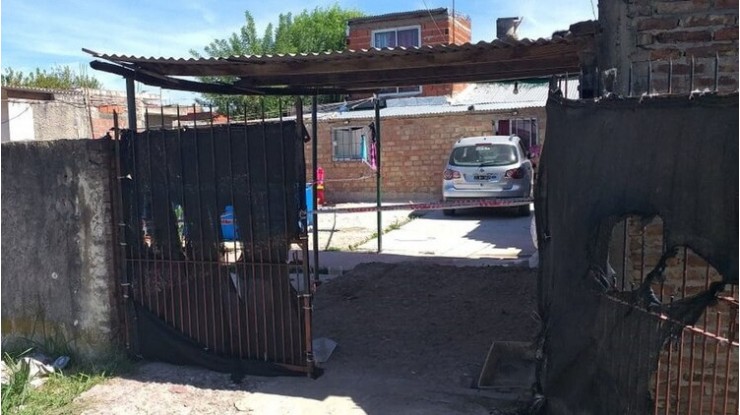 Atropelló a sus tres hijos y mató a la más pequeña